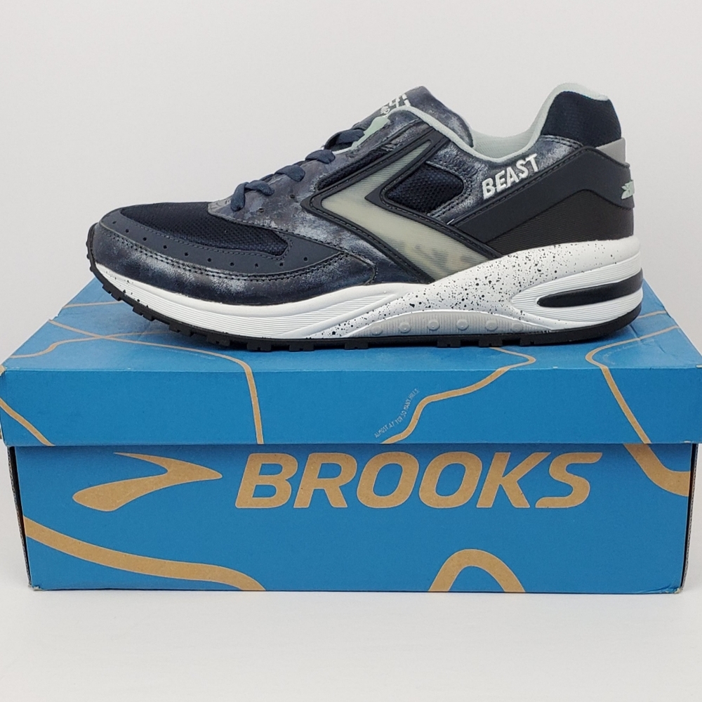 Brooks Beast 16 Men's Sz. 12D (NIB)
